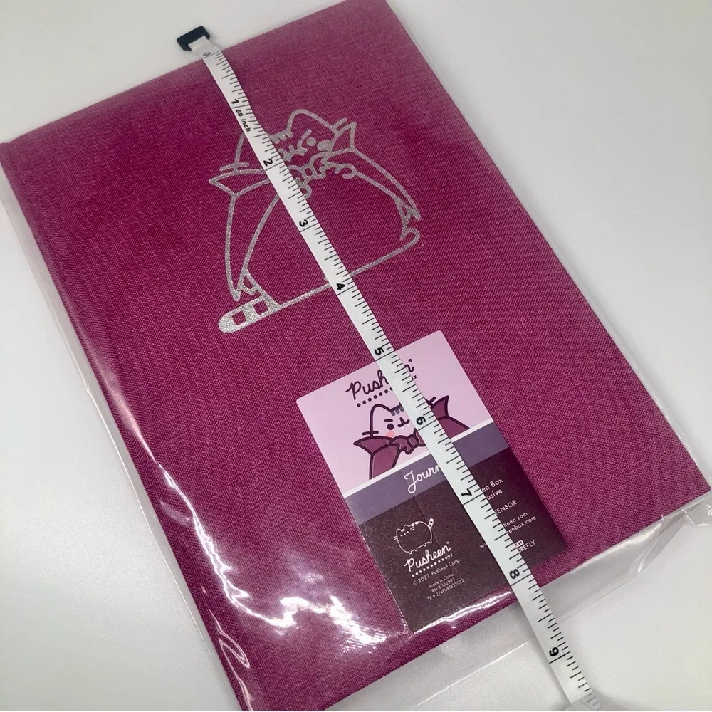 NEW✨ Pusheen Cat Vampire Halloween Vampurr Fall Box Exclusive Purple Journal